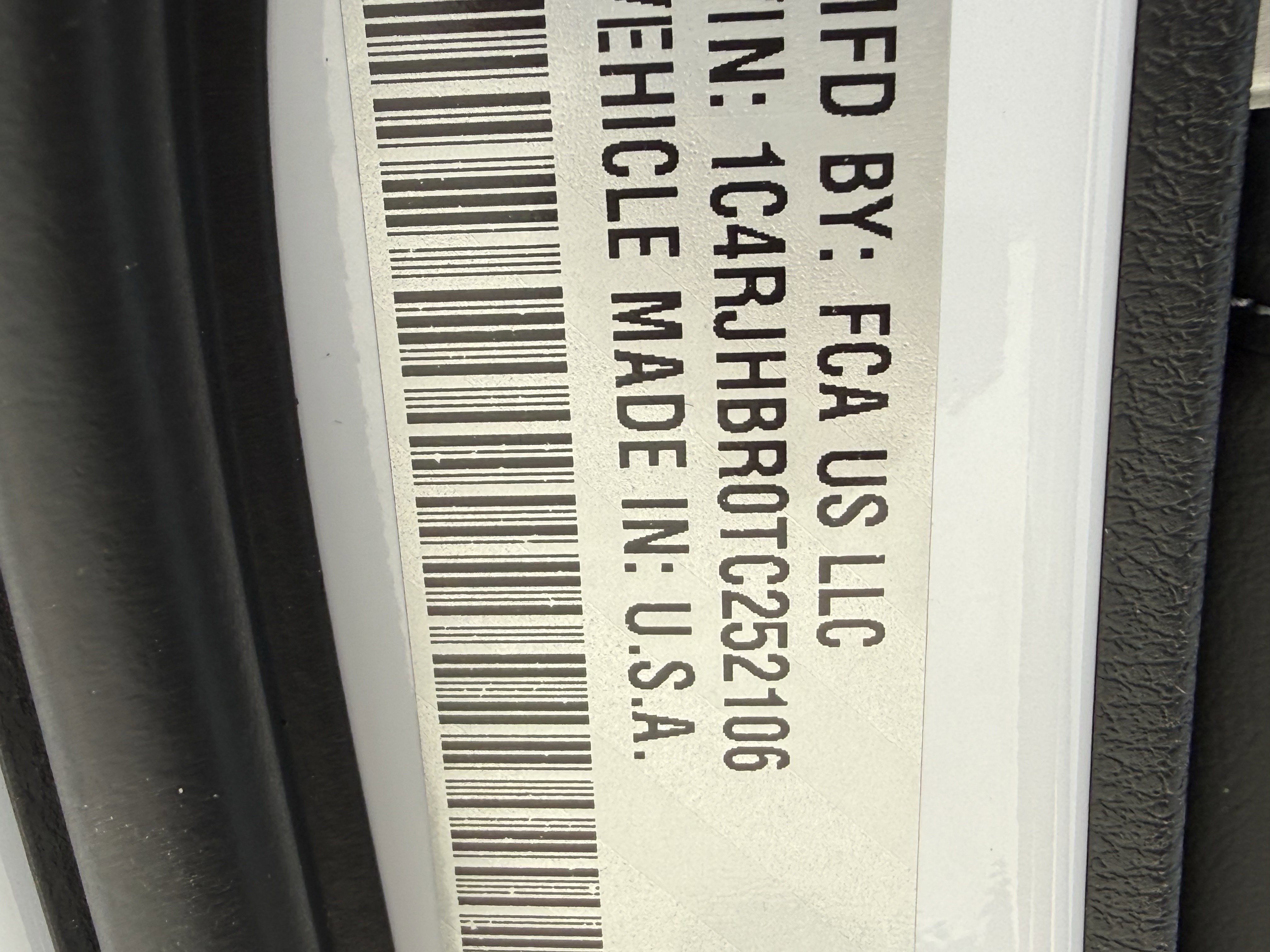 New 2026 Bright White Clearcoat Jeep Limited Reserve image 18