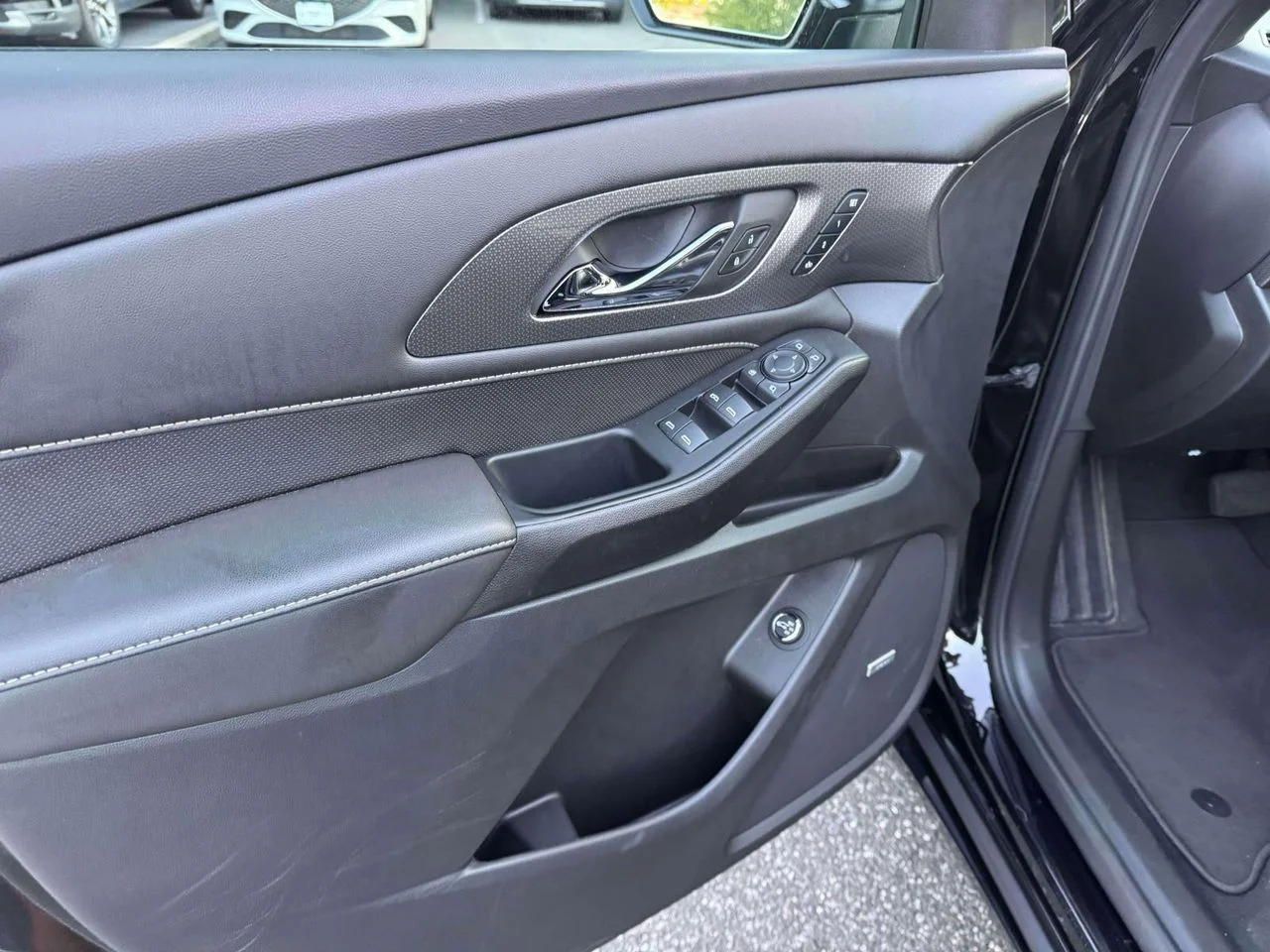 Used 2023 Mosaic Black Metallic Chevrolet AWD Premier image 18