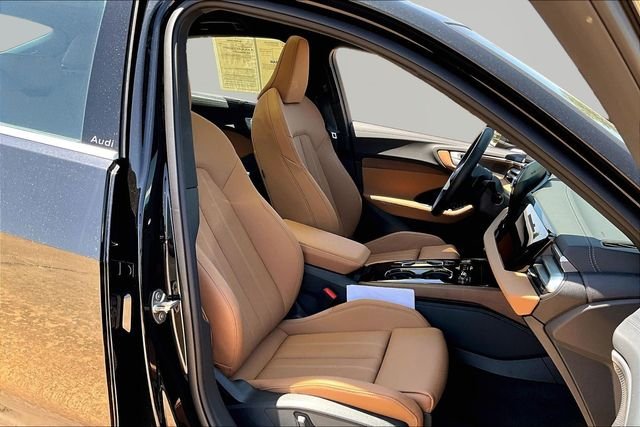 Used 2025 Black Audi  image 7