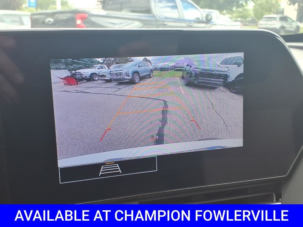 Used 2024 White Chevrolet 1RS image 27
