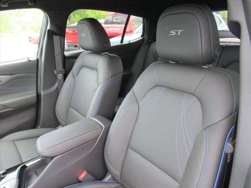 2026 Buick Envista Sport Touring - Photo 17