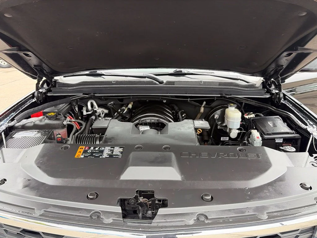 Used 2019 Black Chevrolet LS image 13