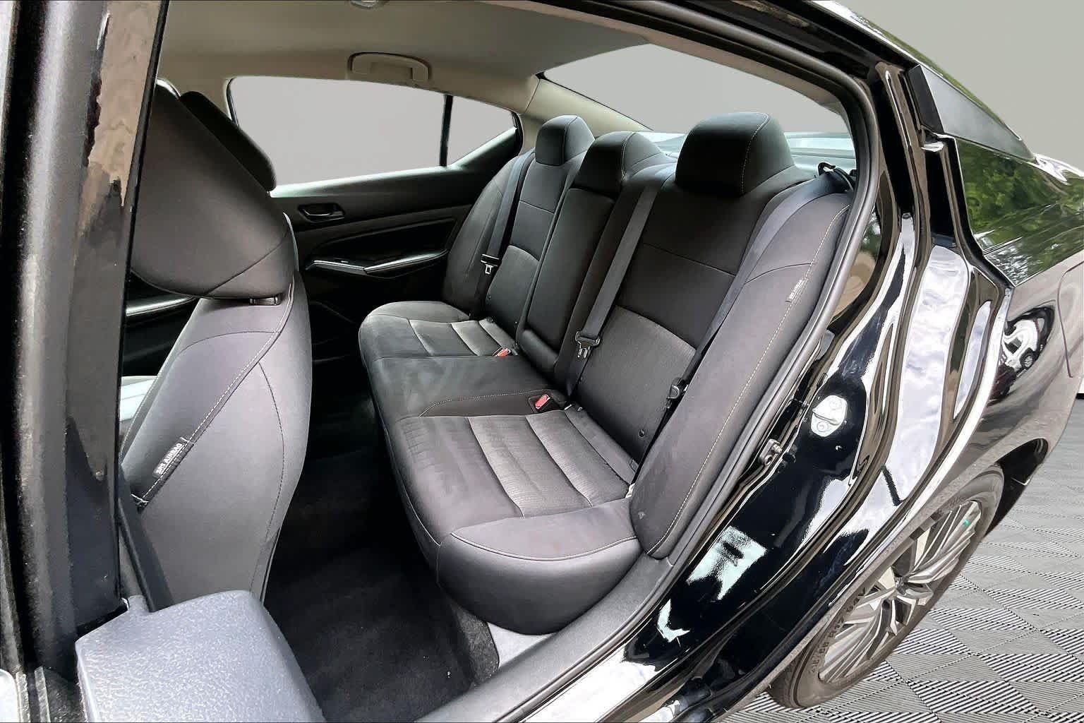 2024 Nissan Altima SV - Photo 21