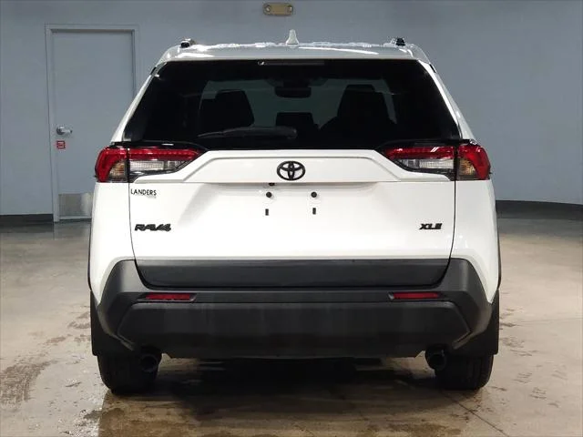Certified Used 2024 ICE CAP Toyota  image 6