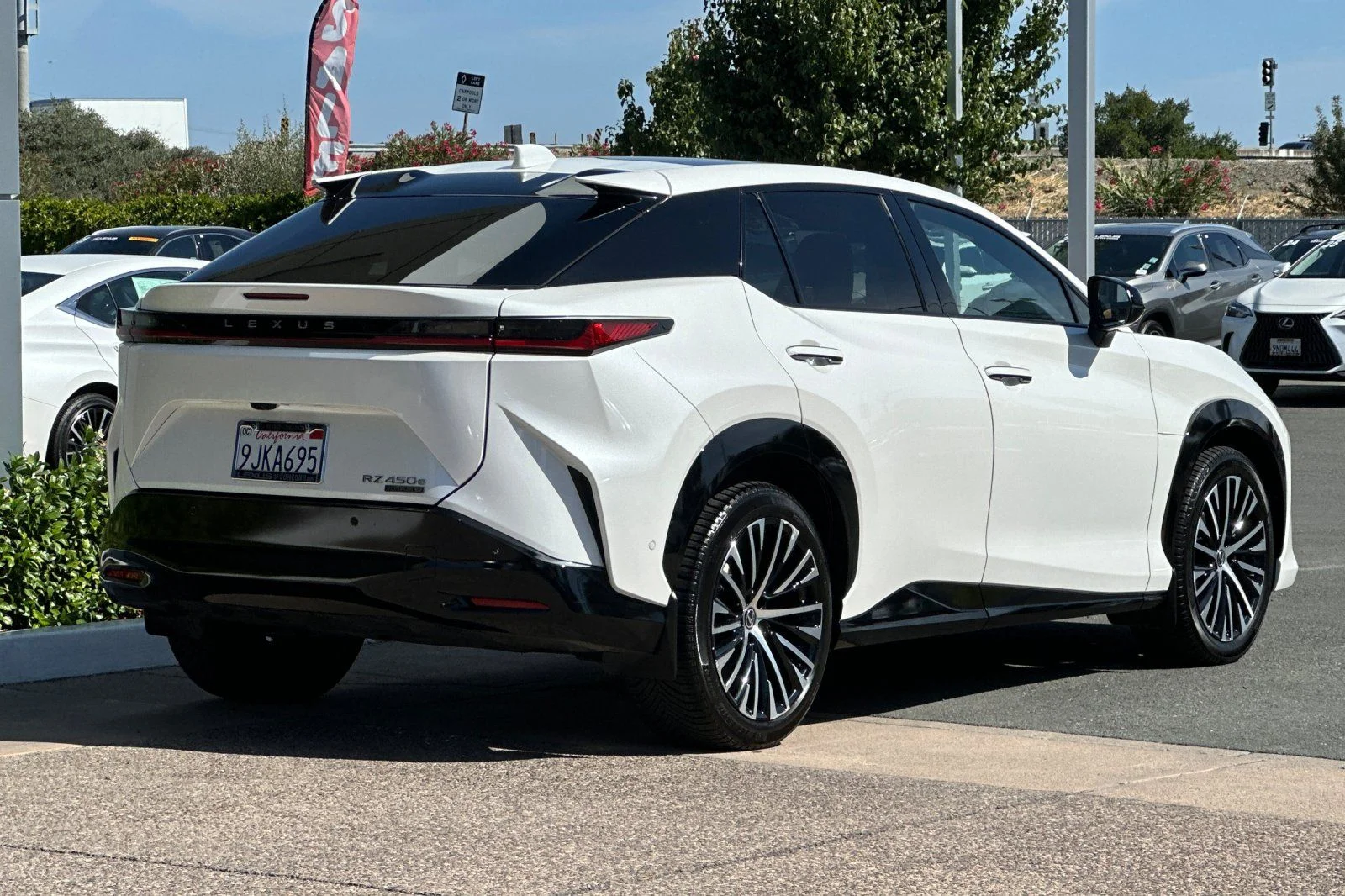Certified Used 2023 EMINENT WHITE PEARL Lexus 450e Luxury image 4