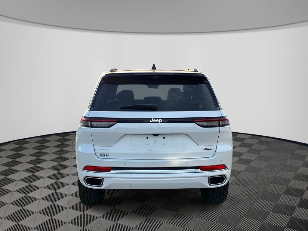 Used 2025 White Jeep Summit Reserve image 6