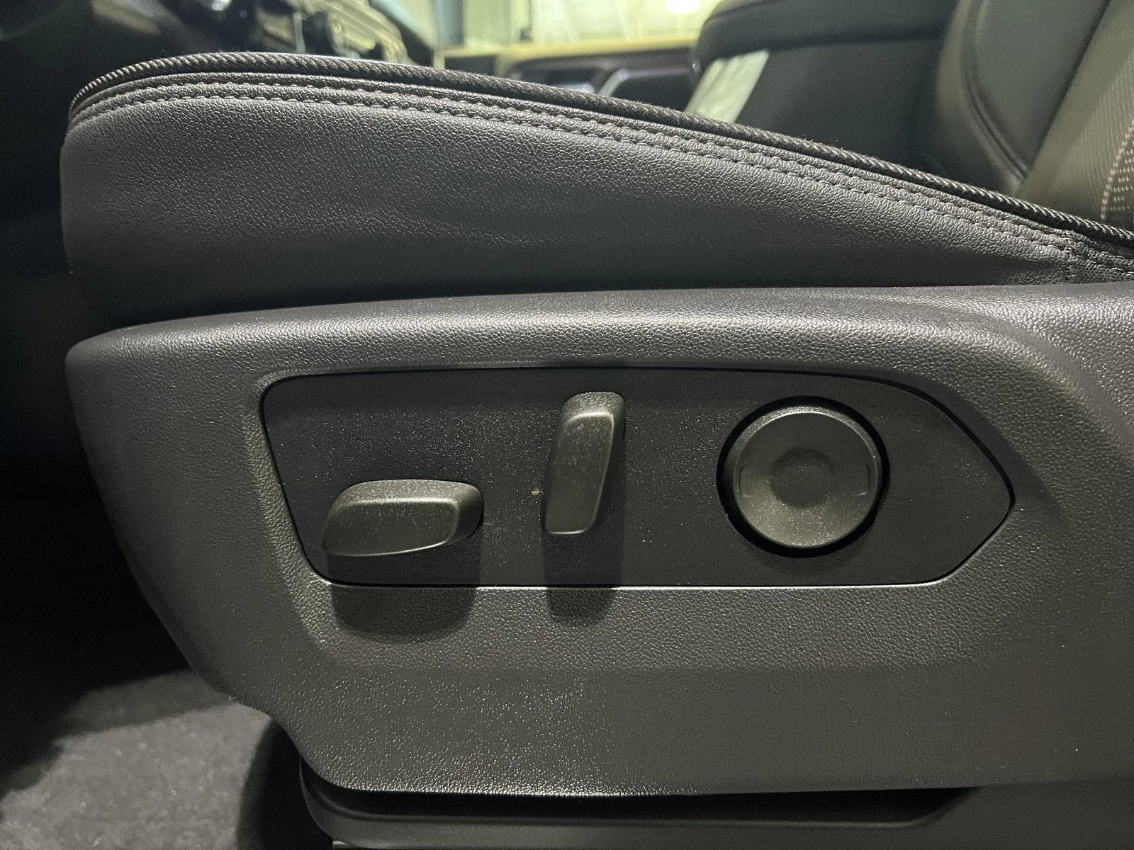 Used 2026 Black Chevrolet High Country image 17