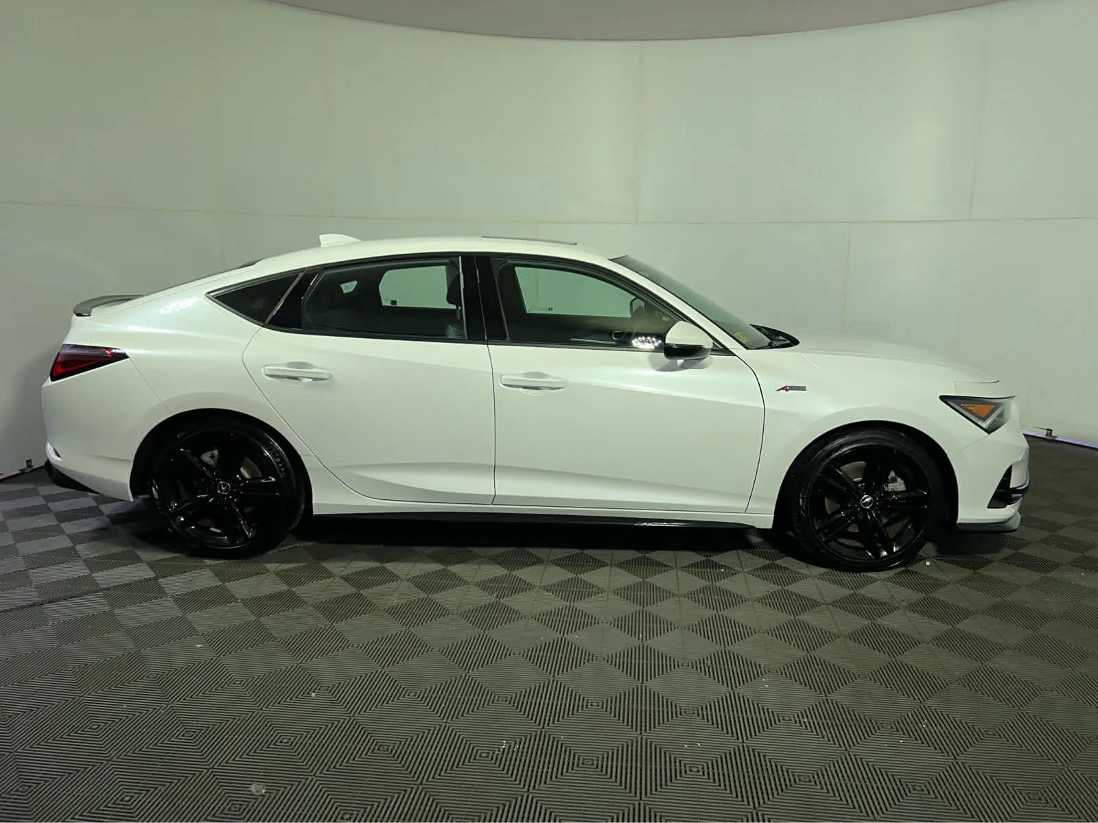 Used 2026 Platinum White Pearl Acura w/A-Spec Technology Package image 8