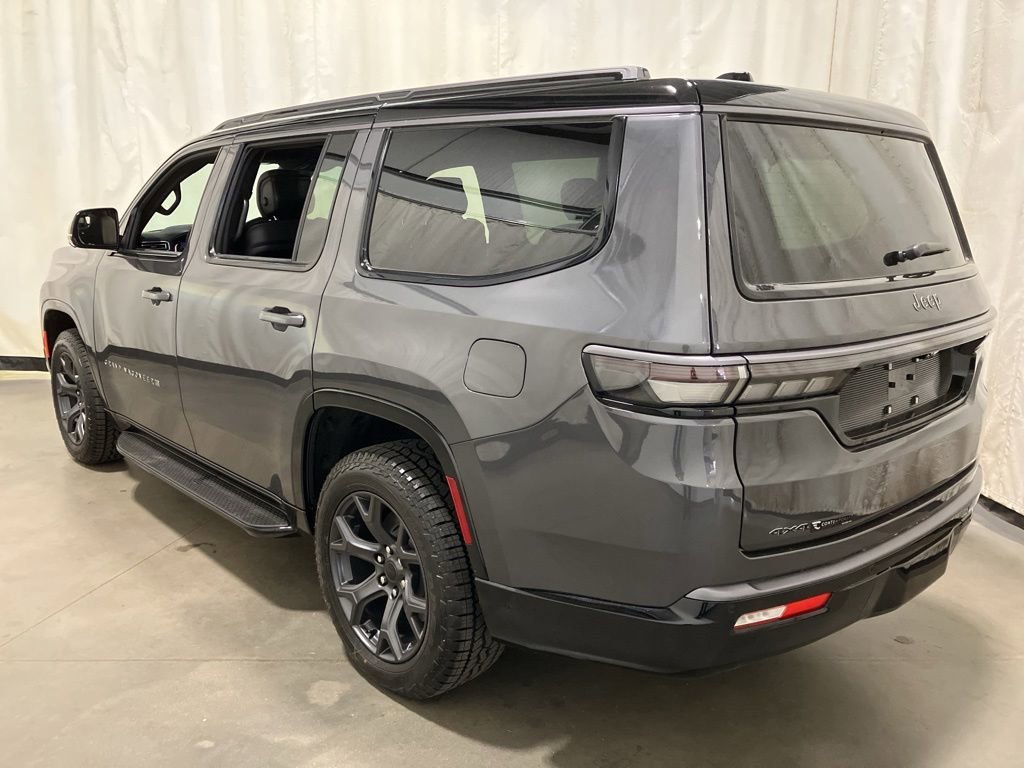 New 2026 Baltic-Gray Metallic Clear-Coat Exterior Paint Jeep Upland image 28
