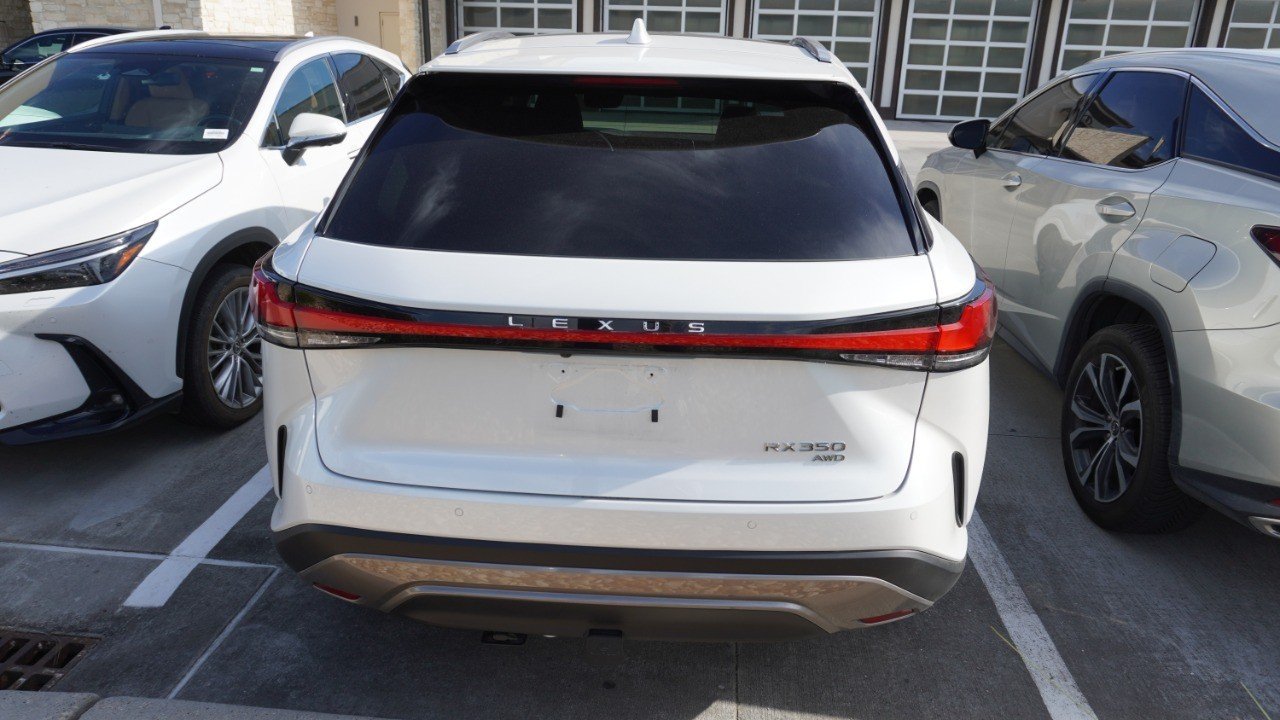 Used 2025 White Lexus RX 350 Luxury image 7