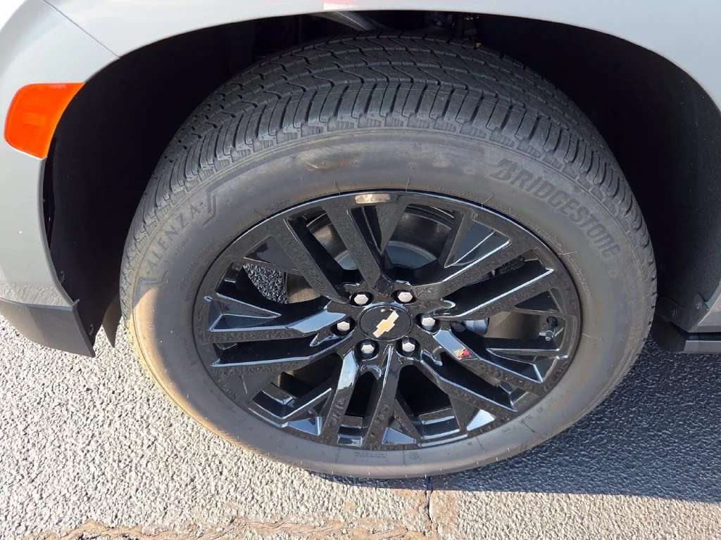 Used 2024 Sterling Gray Metallic Chevrolet Premier image 5