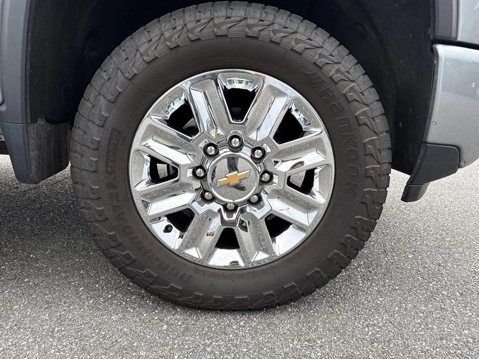 Used 2024 Sterling Gray Metallic Chevrolet High Country image 12