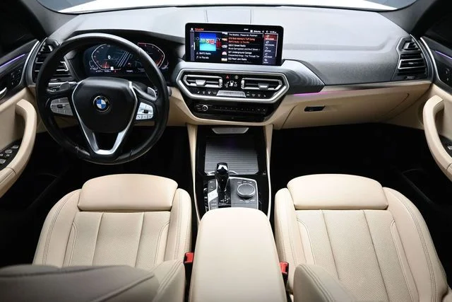 Used 2022 White BMW xDrive30i image 11
