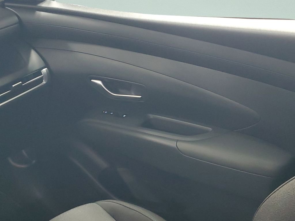 2026 Hyundai Tucson SE - Photo 12
