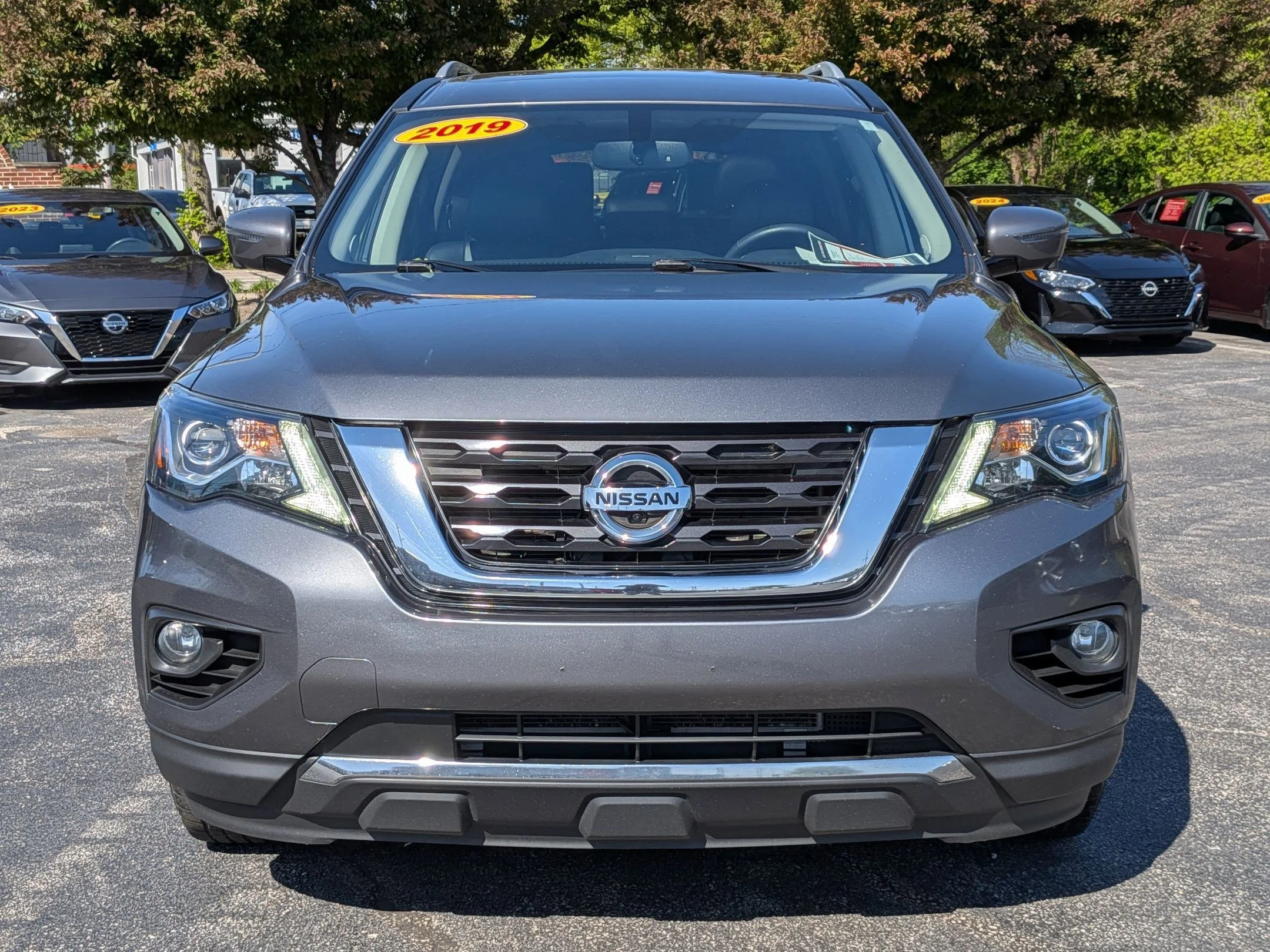 Used 2019 Nissan Pathfinder SL with VIN 5N1DR2MM3KC602064 for sale in North Olmsted, OH
