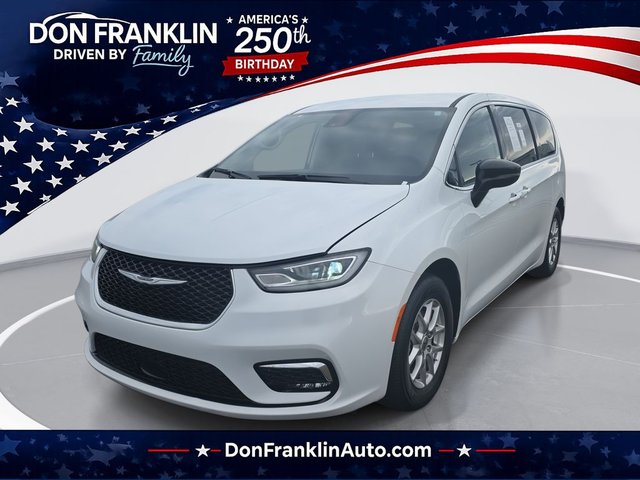 2024 Chrysler Pacifica Touring L