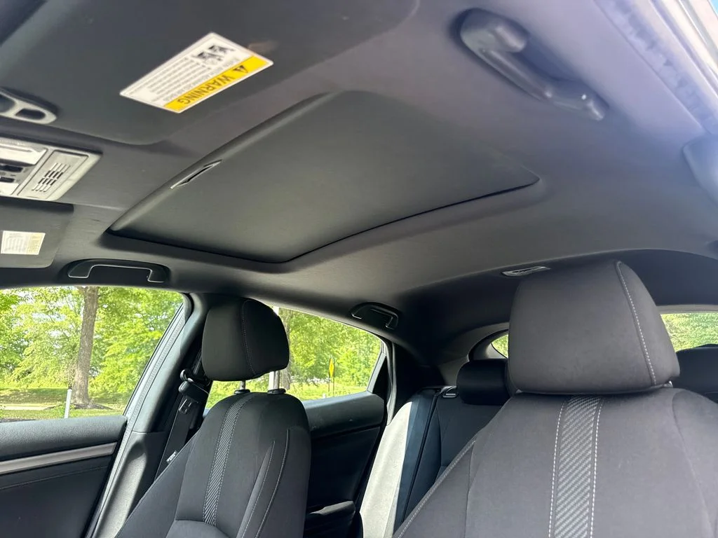 Certified Used 2018 Polished Metal Metallic Honda EX image 31
