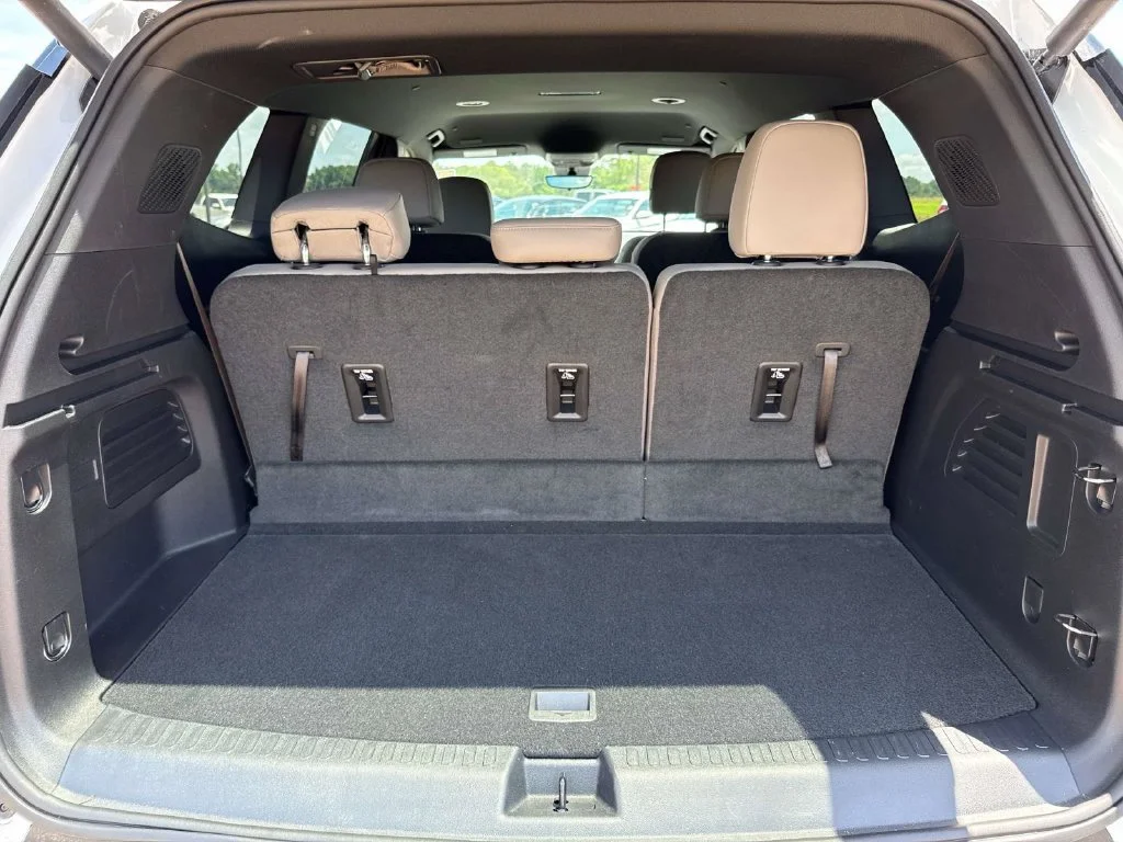 2026 GMC Acadia Elevation - Photo 15