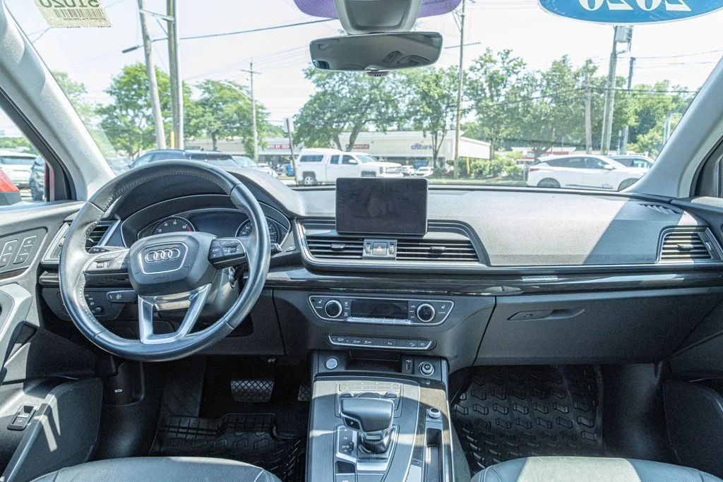 Used 2020  Audi 45 Premium image 21