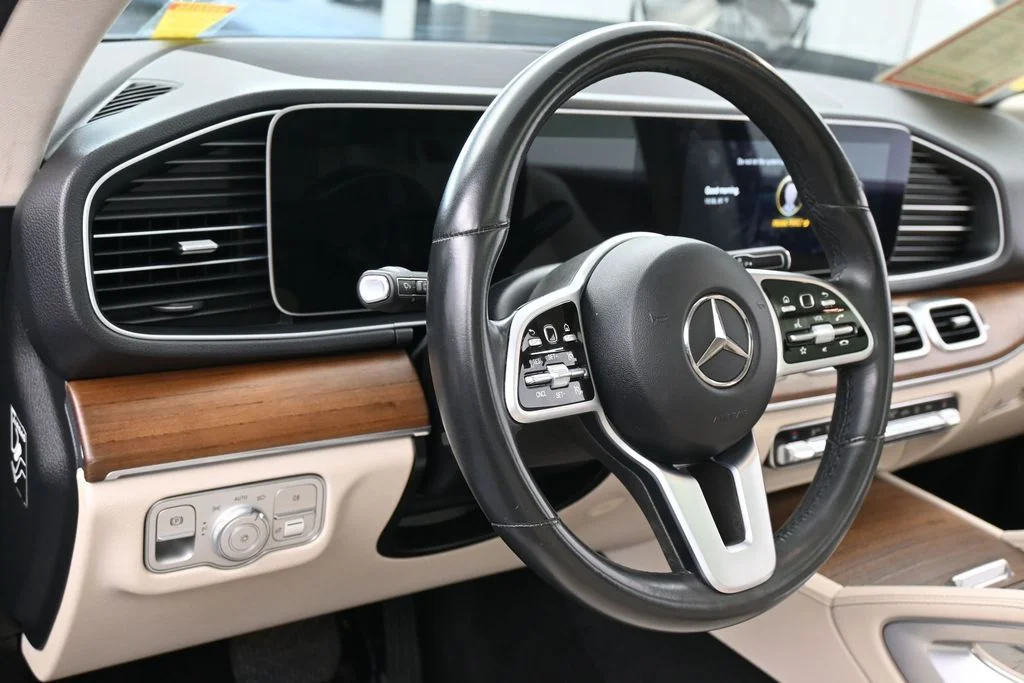 Used 2022 Gold Mercedes-Benz GLE 350 image 15