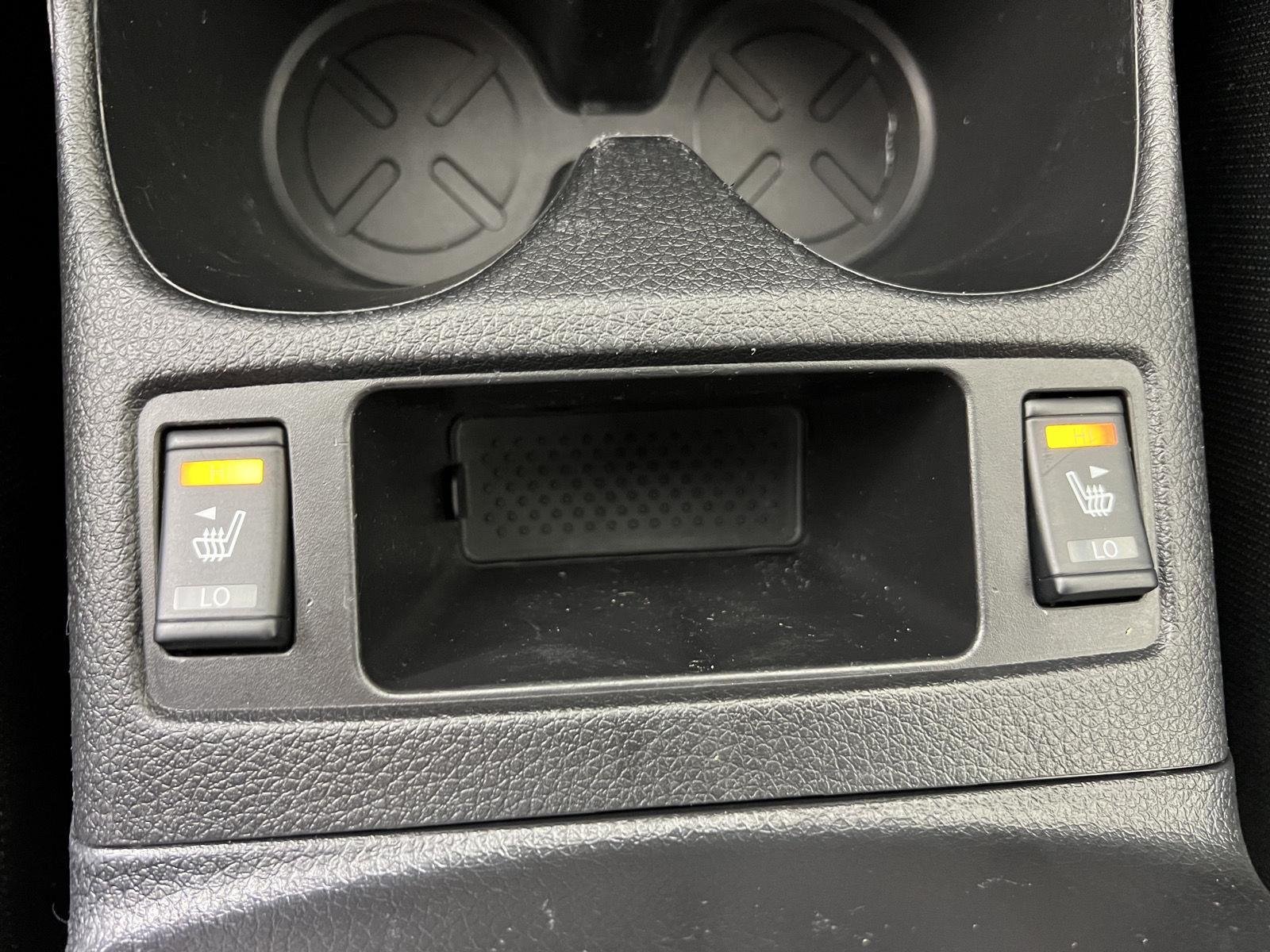 Used 2022 Gun Metallic Nissan SV image 22