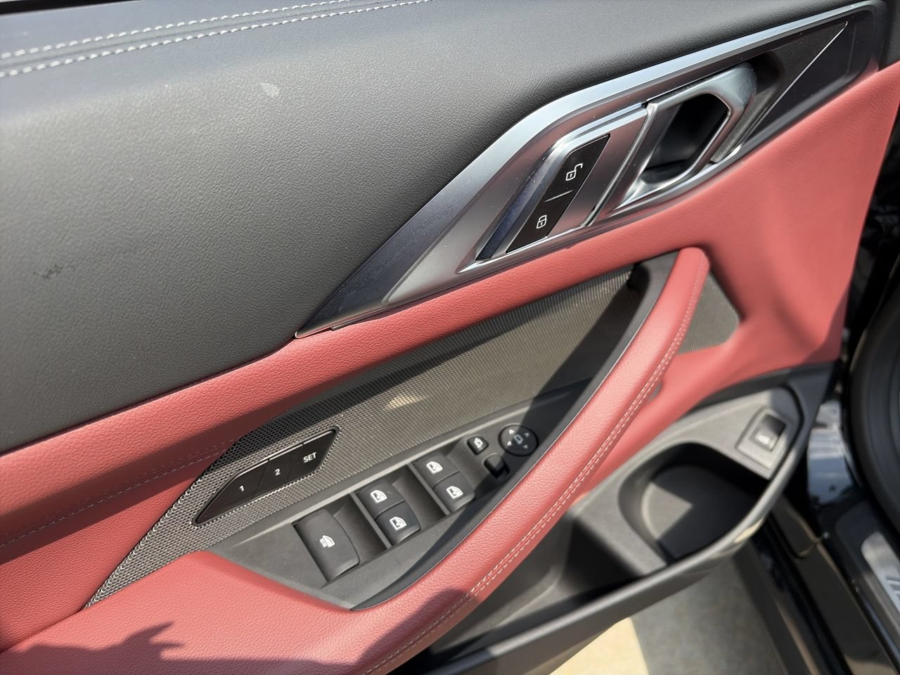 Used 2027 Black Sapphire Metallic BMW M440i image 19