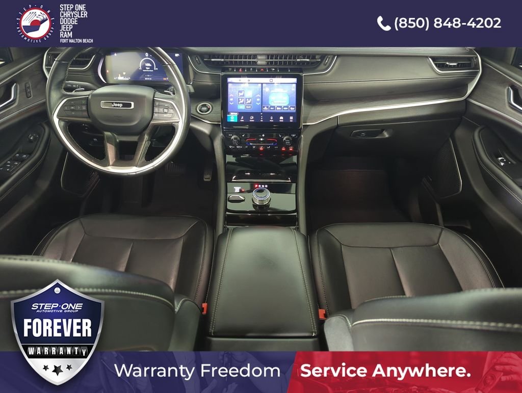 Used 2022 Gray Jeep Limited image 14
