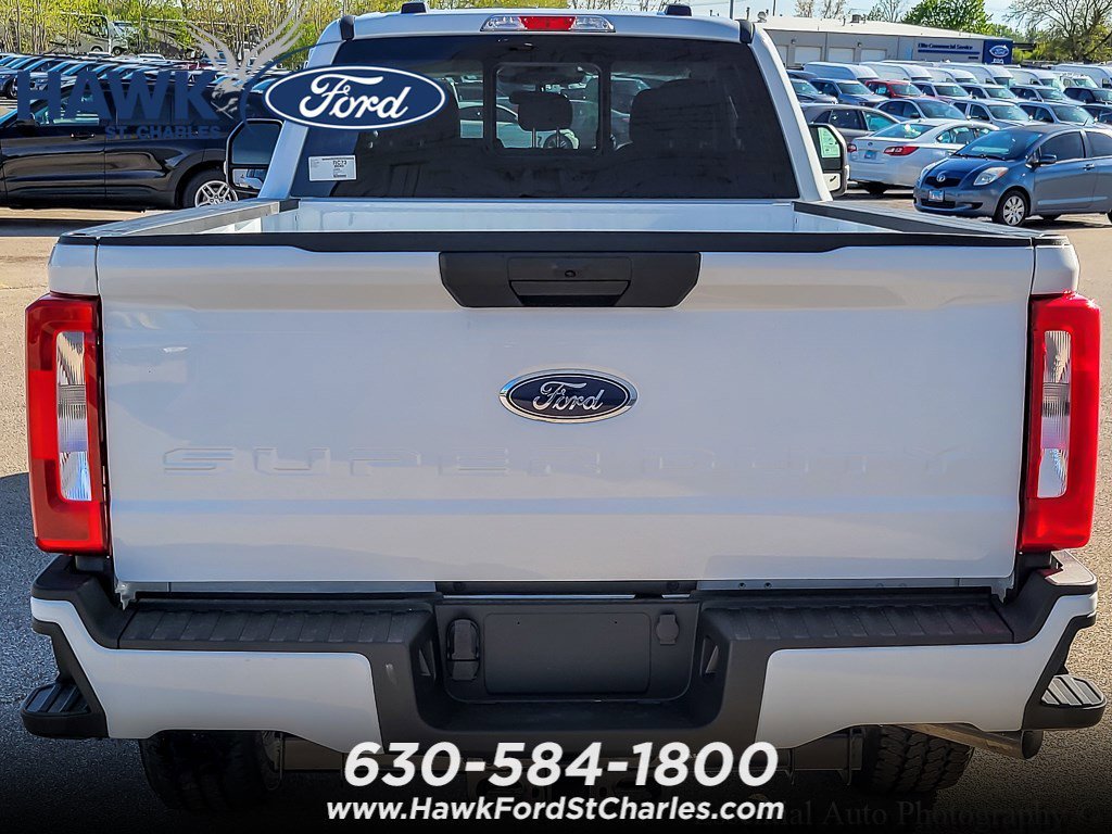 New 2026 Oxford White Ford F-250® XL image 5