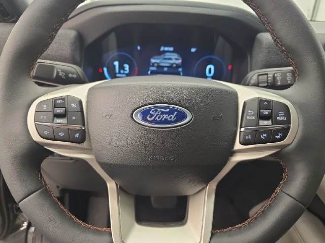 New 2027 Carbonized Gray Metallic Ford Active image 35