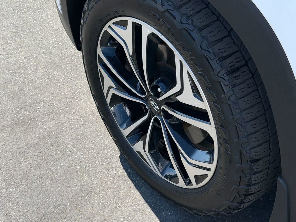 Used 2020 White Hyundai Limited image 8