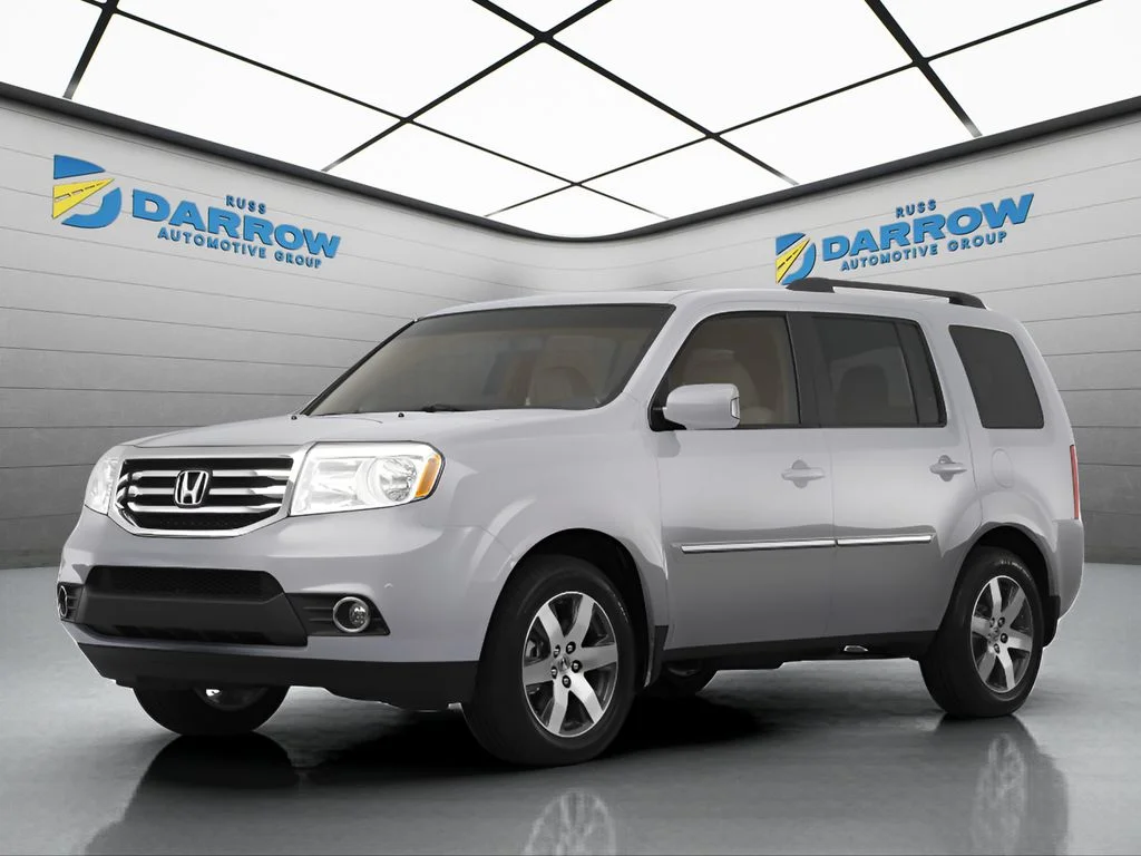 Used 2012  Honda Touring image 1