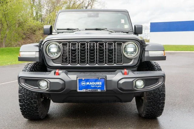 Used 2024 Black Jeep Rubicon image 3