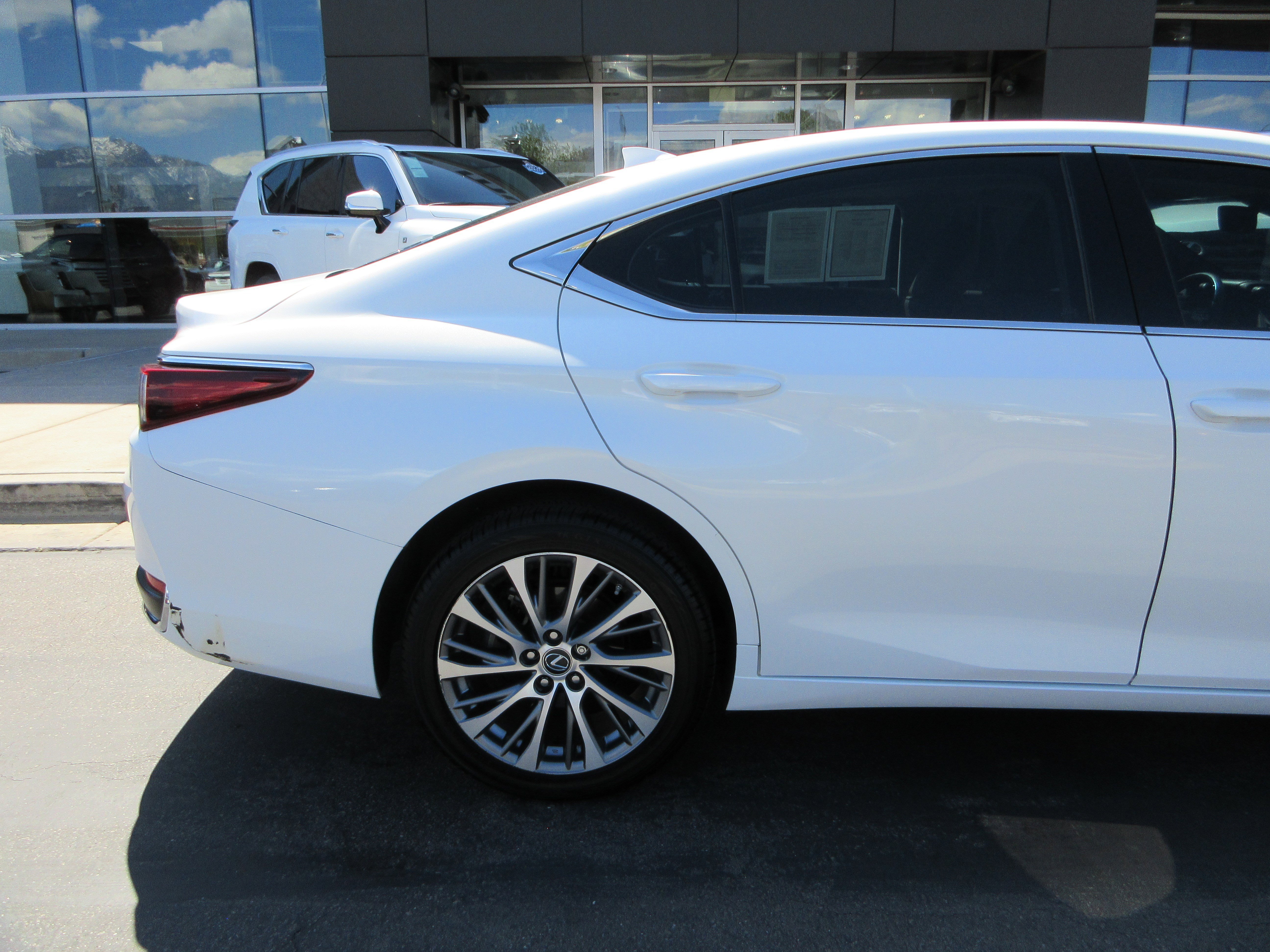 Used 2021 White Lexus 250 image 10