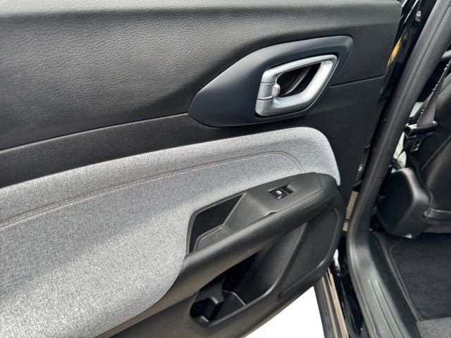 Used 2023 Black Jeep Latitude Lux image 16