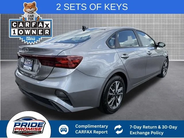 Used 2023 Gray Kia LXS image 6