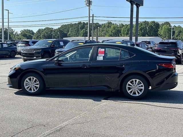 New 2026 Midnight Black Metallic Toyota LE image 4