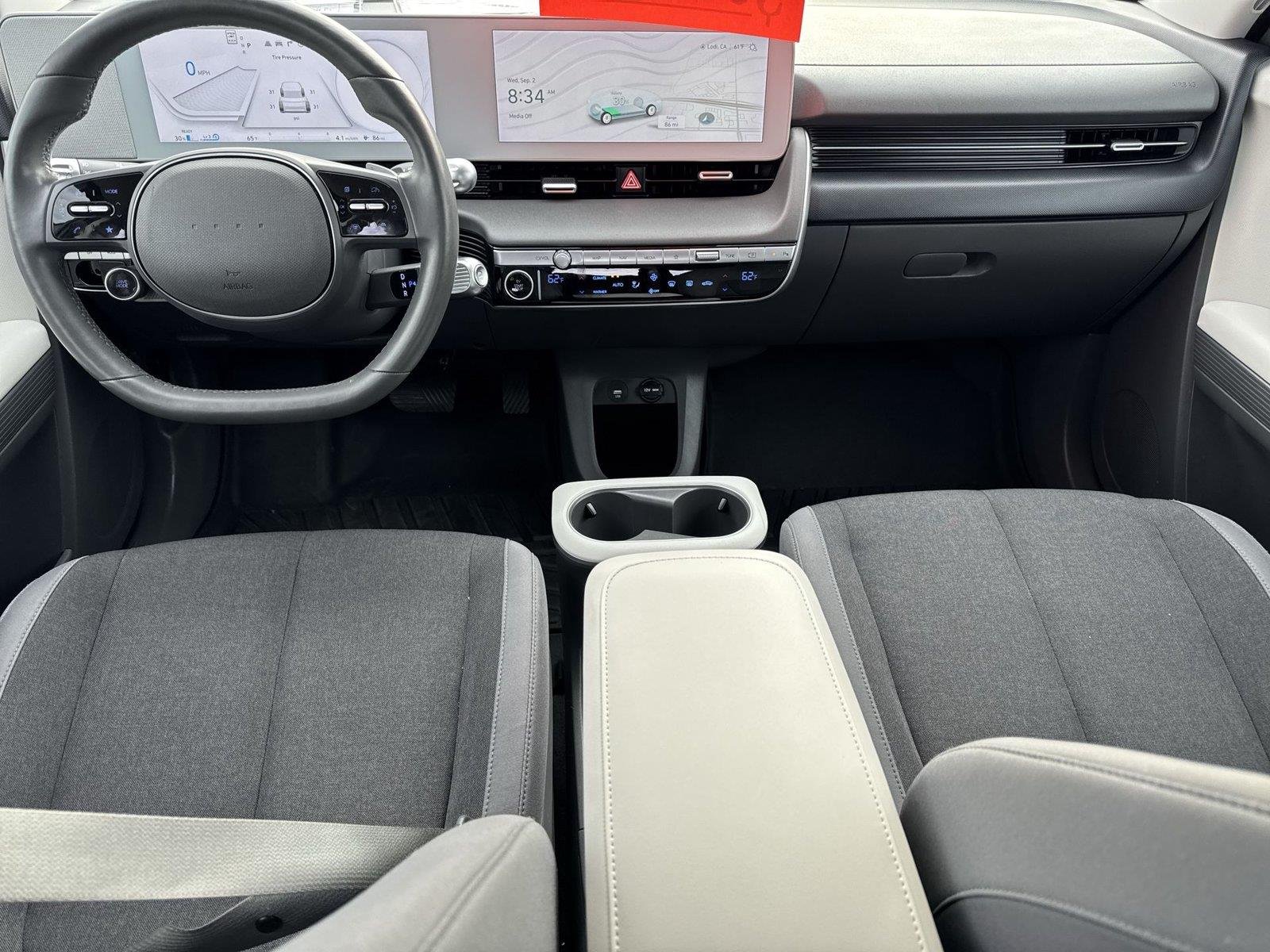 Used 2024 Gray Hyundai SEL image 25