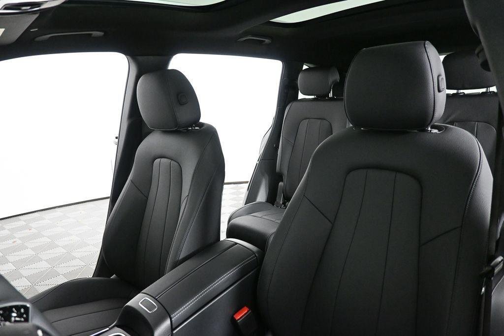 New 2026 Night Black Mercedes-Benz GLB 250 image 6
