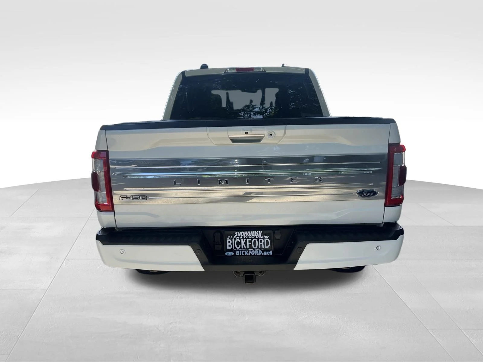 Used 2023 White Ford Limited image 6