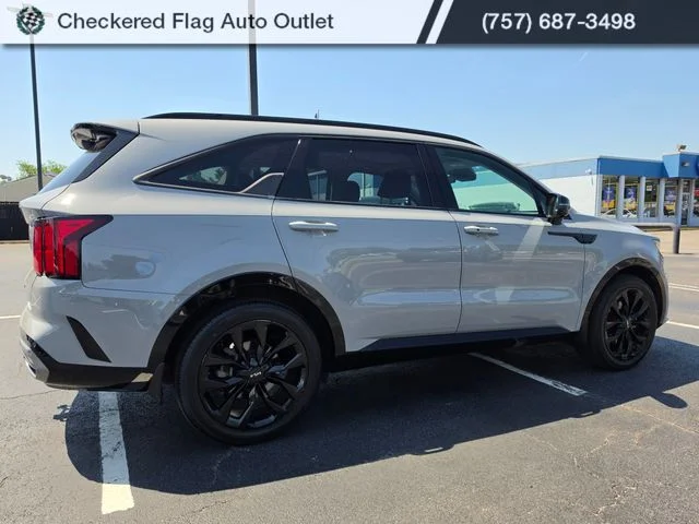 Used 2022 Wolf Gray Kia SX-Prestige image 8
