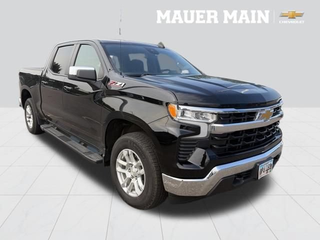 Used 2024 Black Chevrolet LT image 2