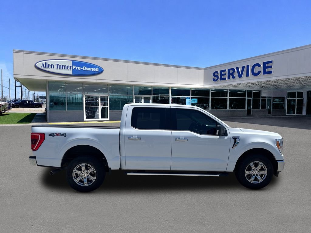 Used 2023 Oxford White Ford XLT image 9