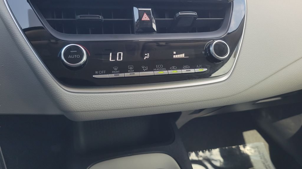 2022 Toyota Corolla LE - Photo 20