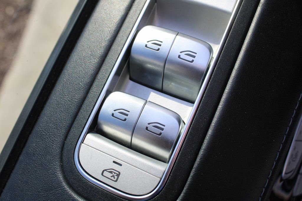 Used 2022 White Mercedes-AMG G 63 AMG® image 17