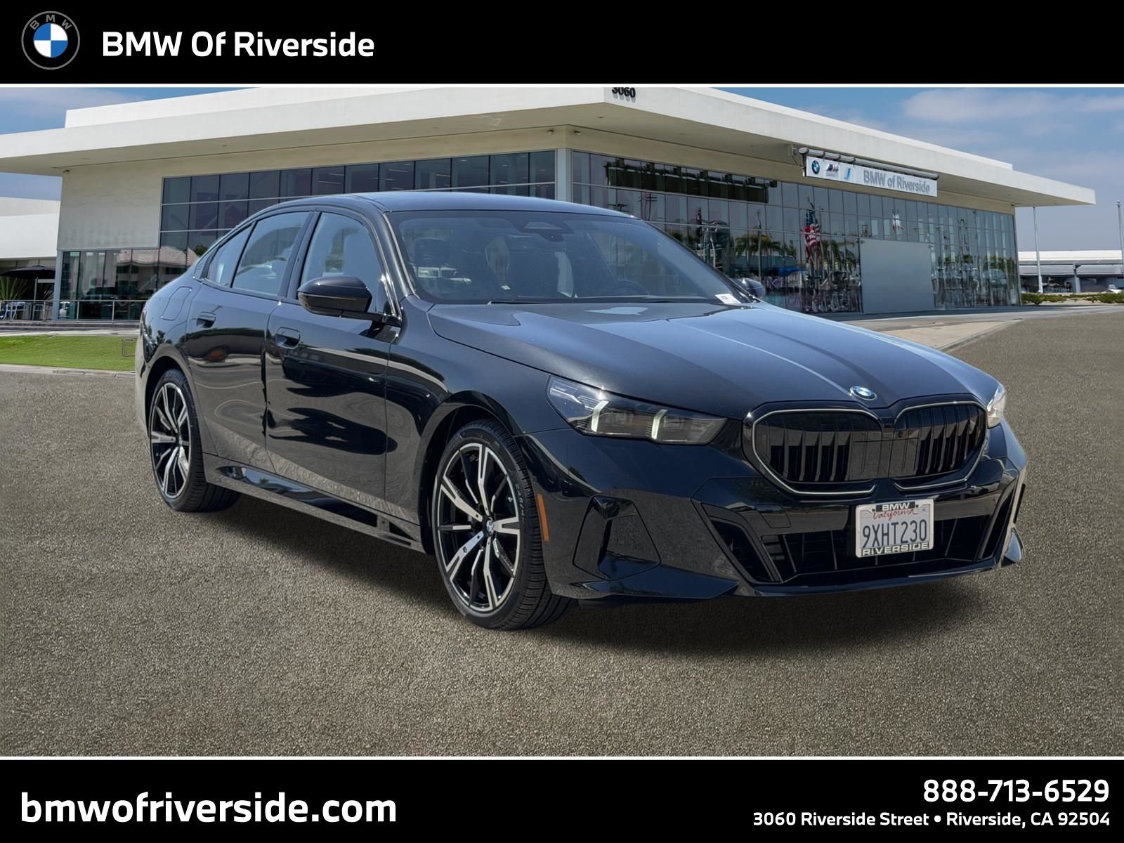 Used 2026 Black Sapphire Metallic BMW 530i xDrive image 1