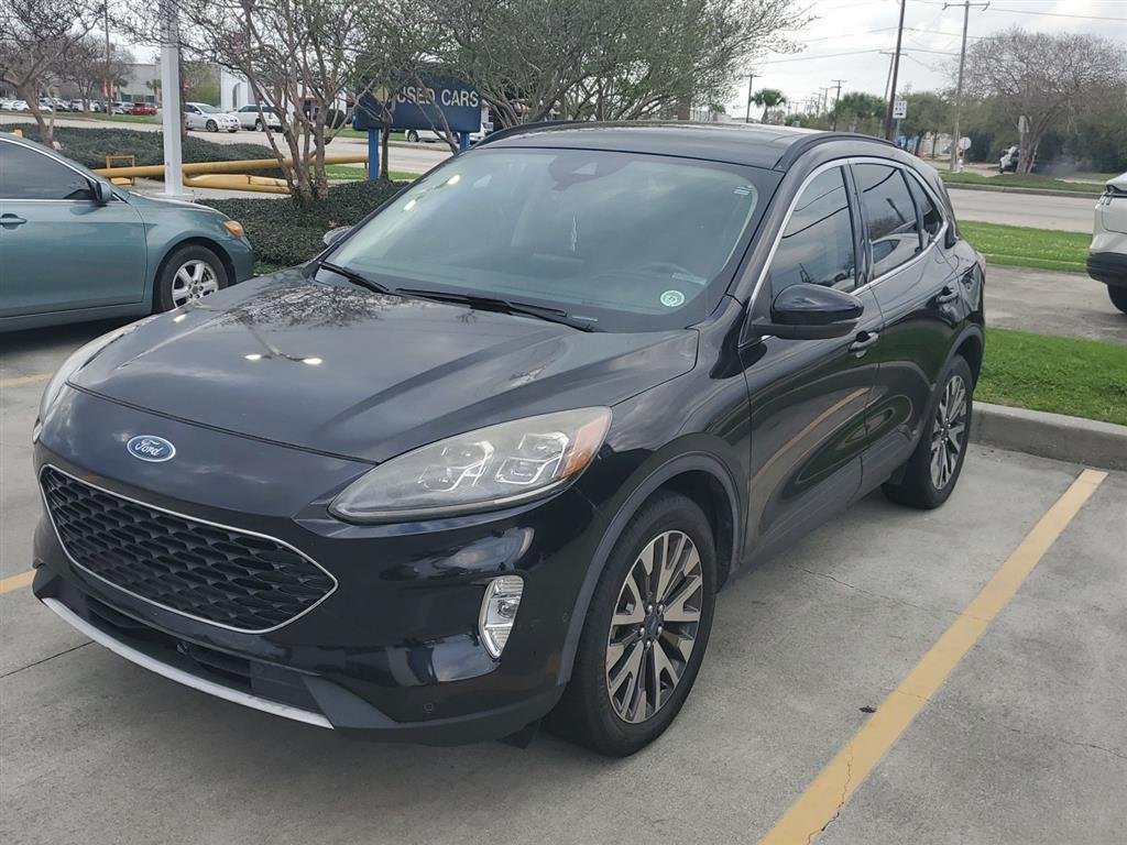 2020 Ford Escape Titanium