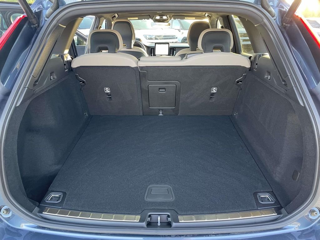 Used 2026 Denim Blue Metallic Volvo Core image 30