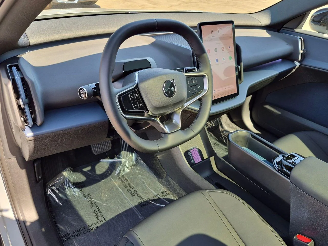 Used 2026 Vapour Grey Volvo Plus image 12