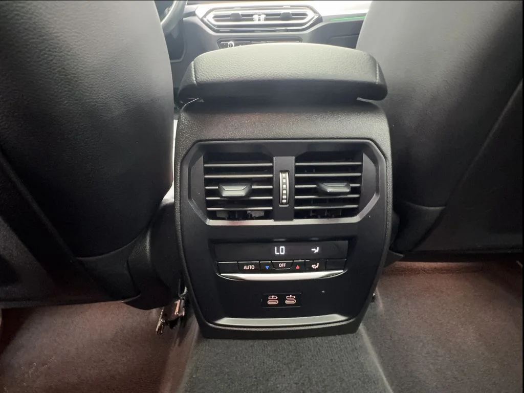 Used 2024 Gray BMW 330i image 40