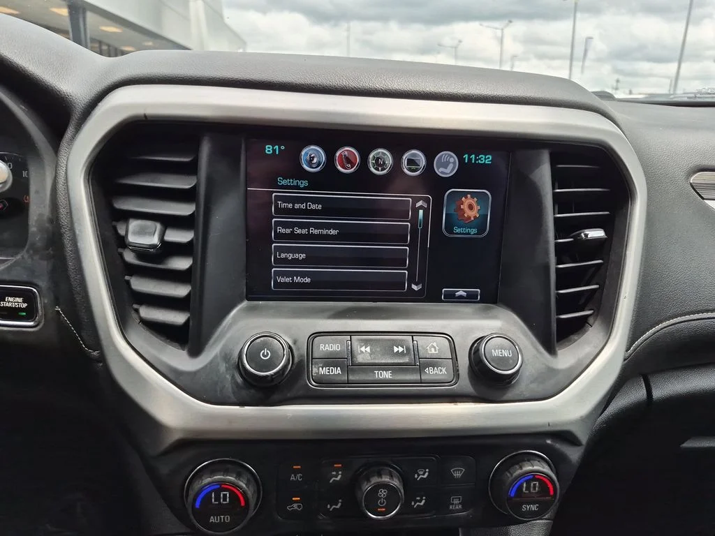 Used 2017 Iridium Metallic GMC SLT-1 image 29